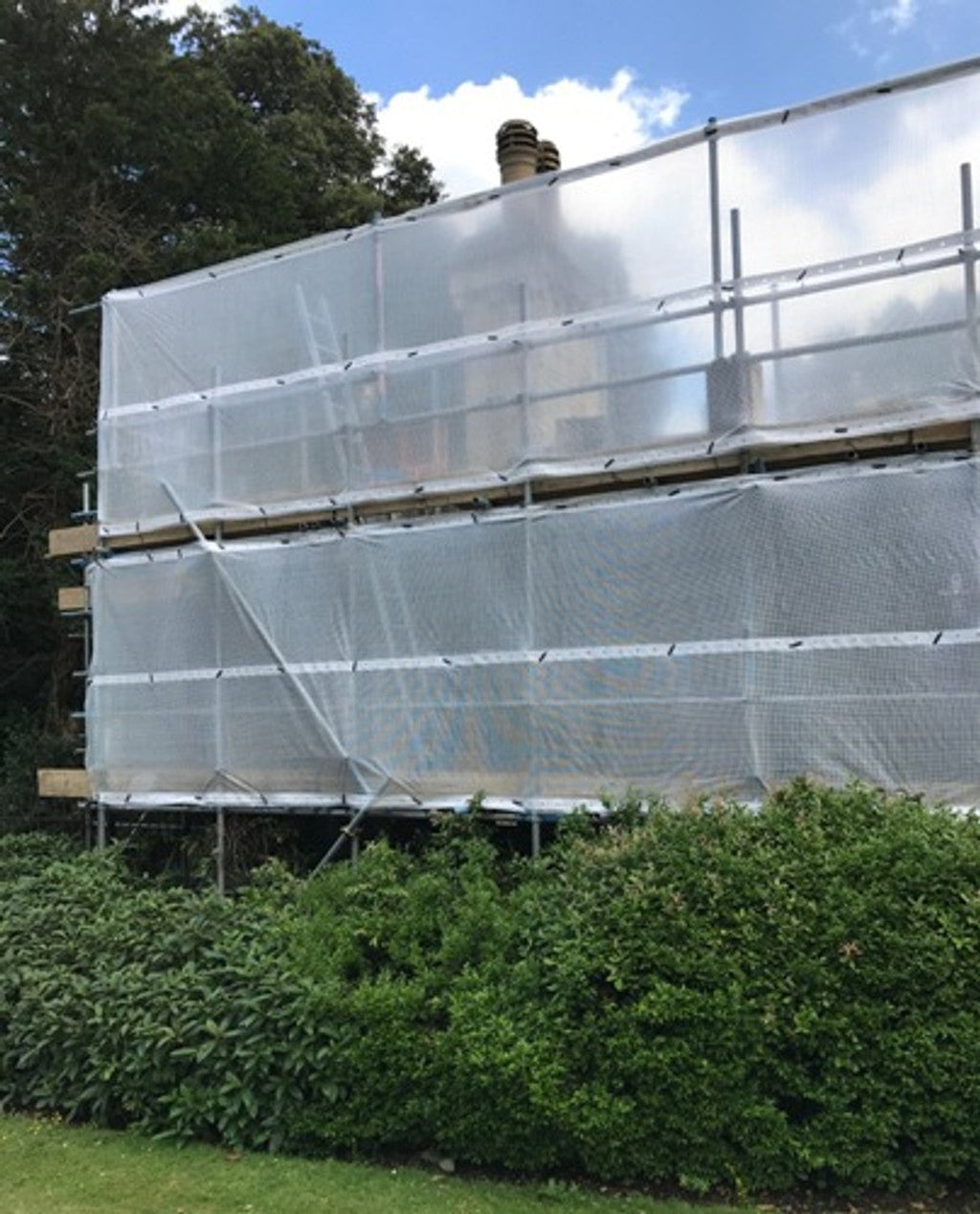 170gsm Clear Scaffold Sheeting – Heavy-Duty Construction Sheeting Roll